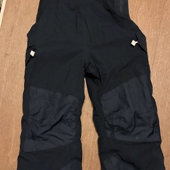 All In Motion Snowsuit❄️ - Picture 2 of 8